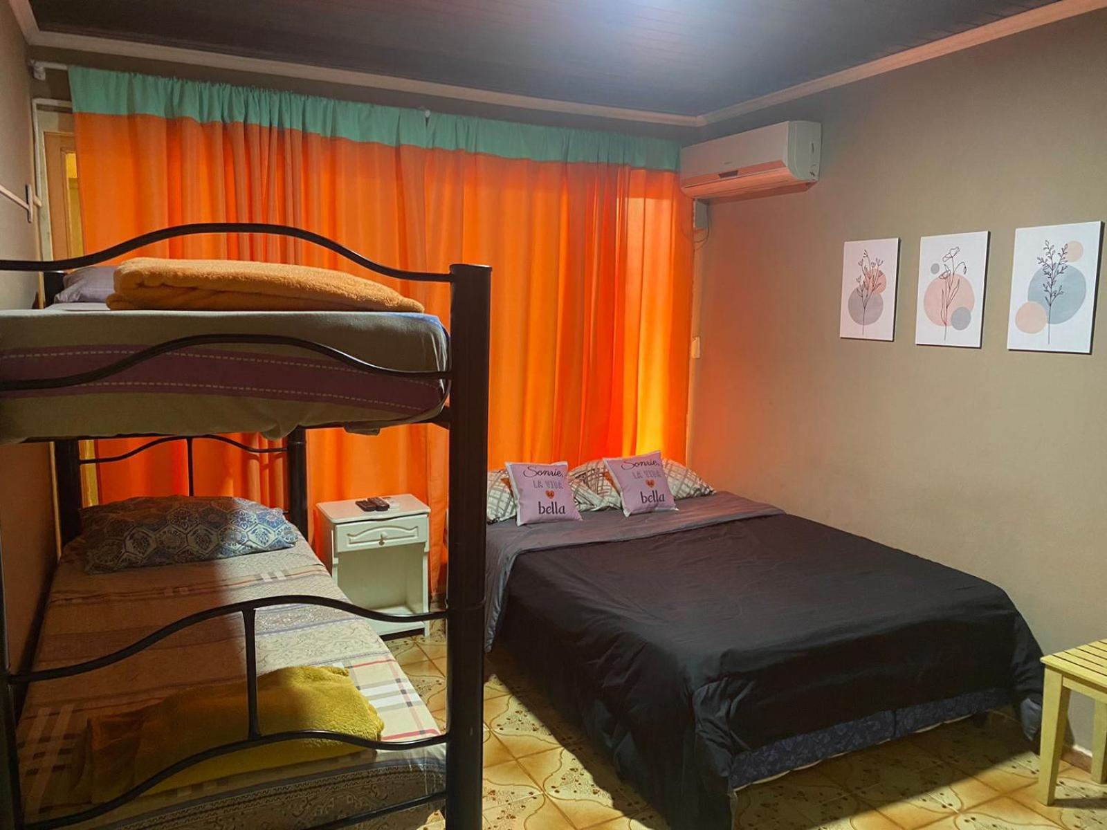 Guembe Al Rio Hostel Puerto Iguazú Eksteriør billede