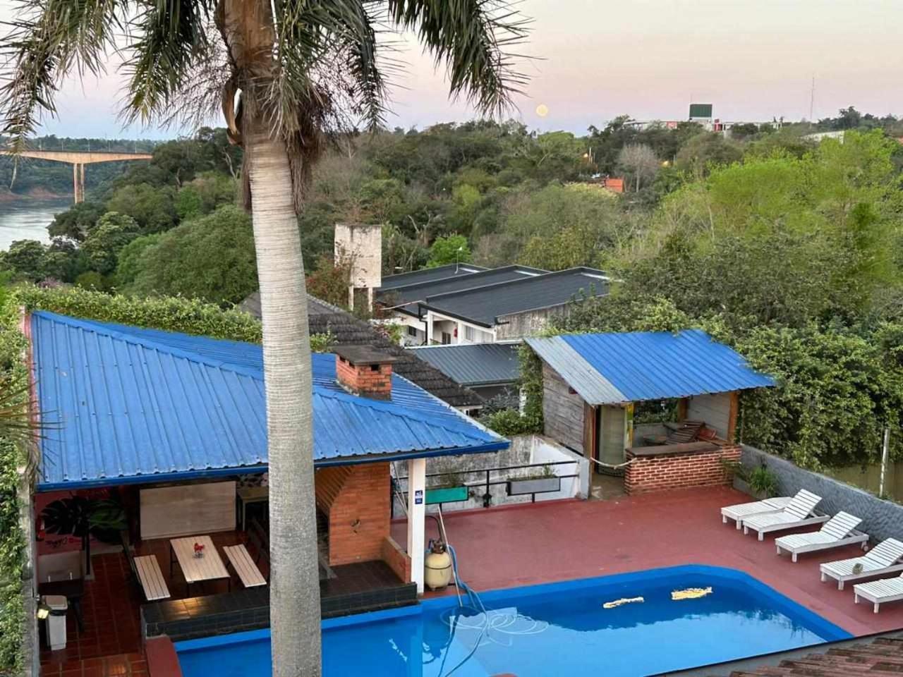 Guembe Al Rio Hostel Puerto Iguazú Eksteriør billede